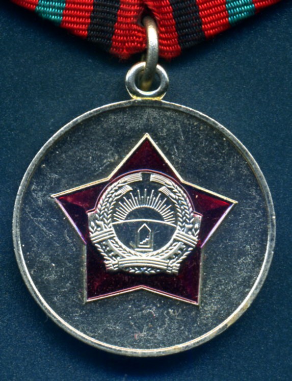 Медаль 5 лет выслуги в армии